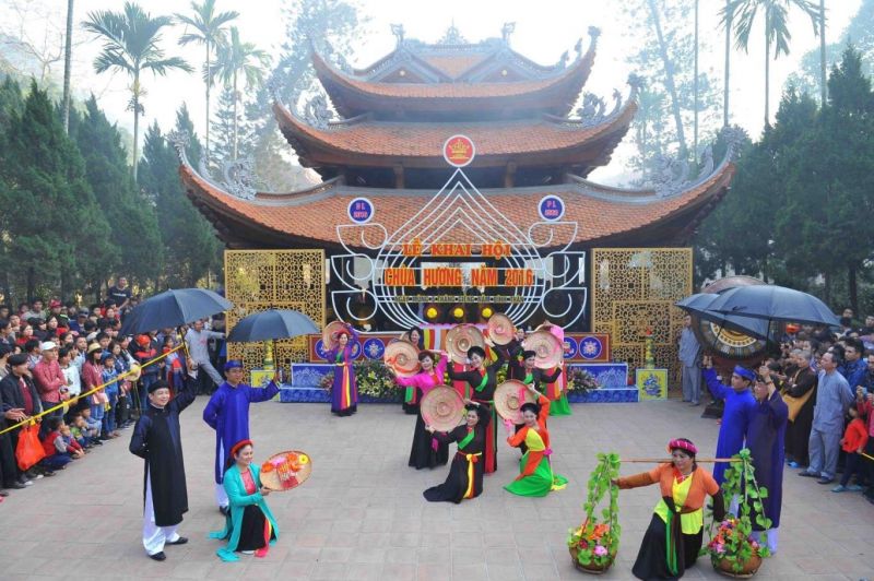 NGÀY HỘI NON SÔNG