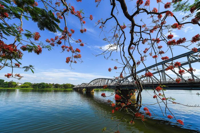 Huế