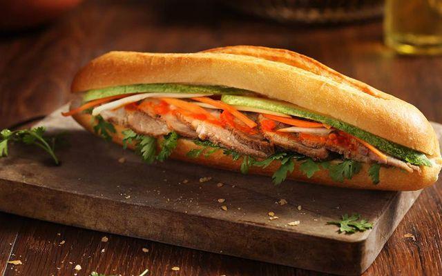 Út Mậu - Bánh Mì & Xôi