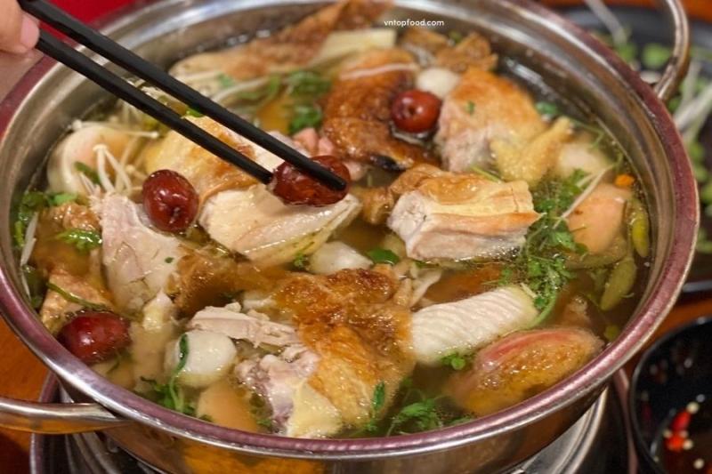 Lẩu Gà Ớt Hiểm 109