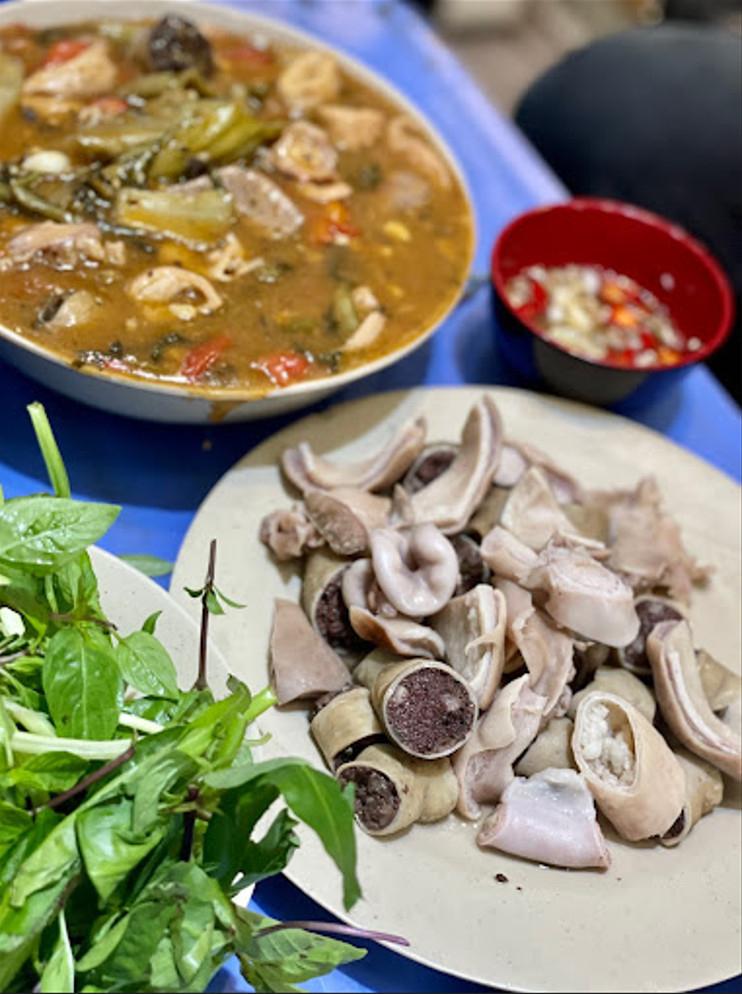 Cháo lòng Tuyết