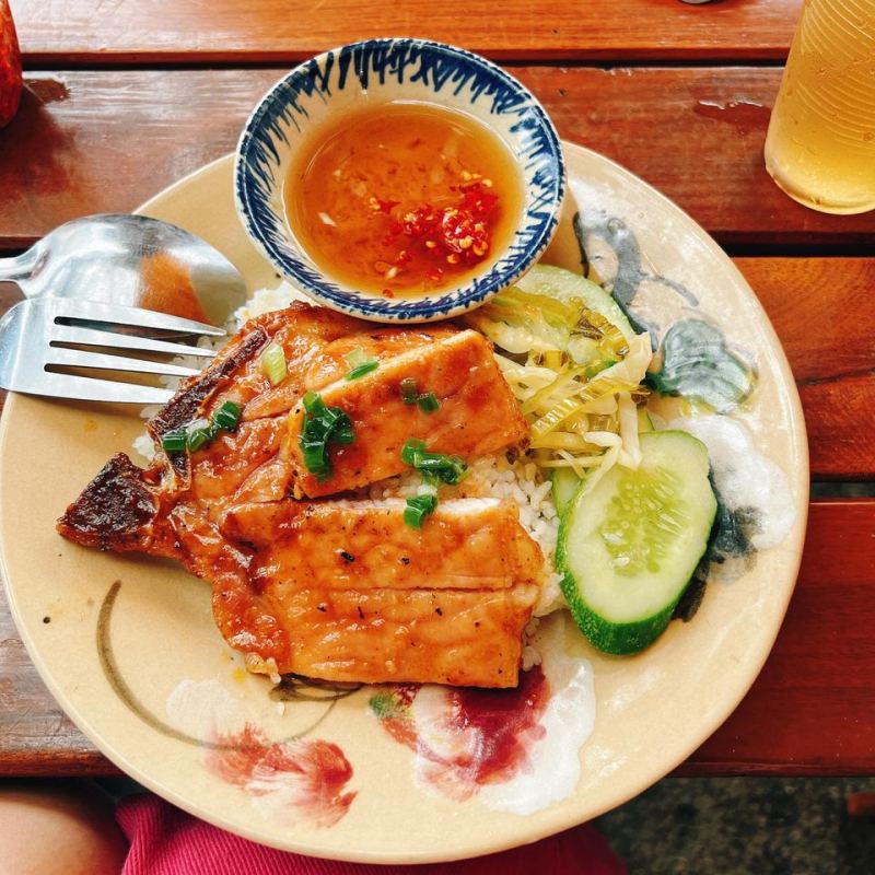 Quán Cơm Tấm Ngày Xưa